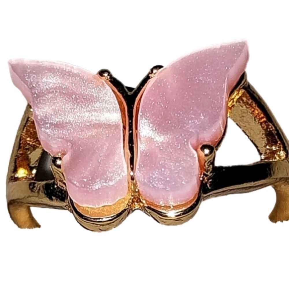 Super cute pink butterflyโring sz 7